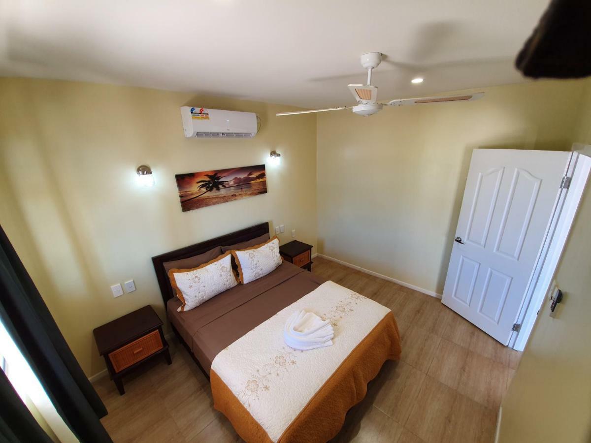 Le Uaina Beach Resort Faleapuna Eksteriør billede