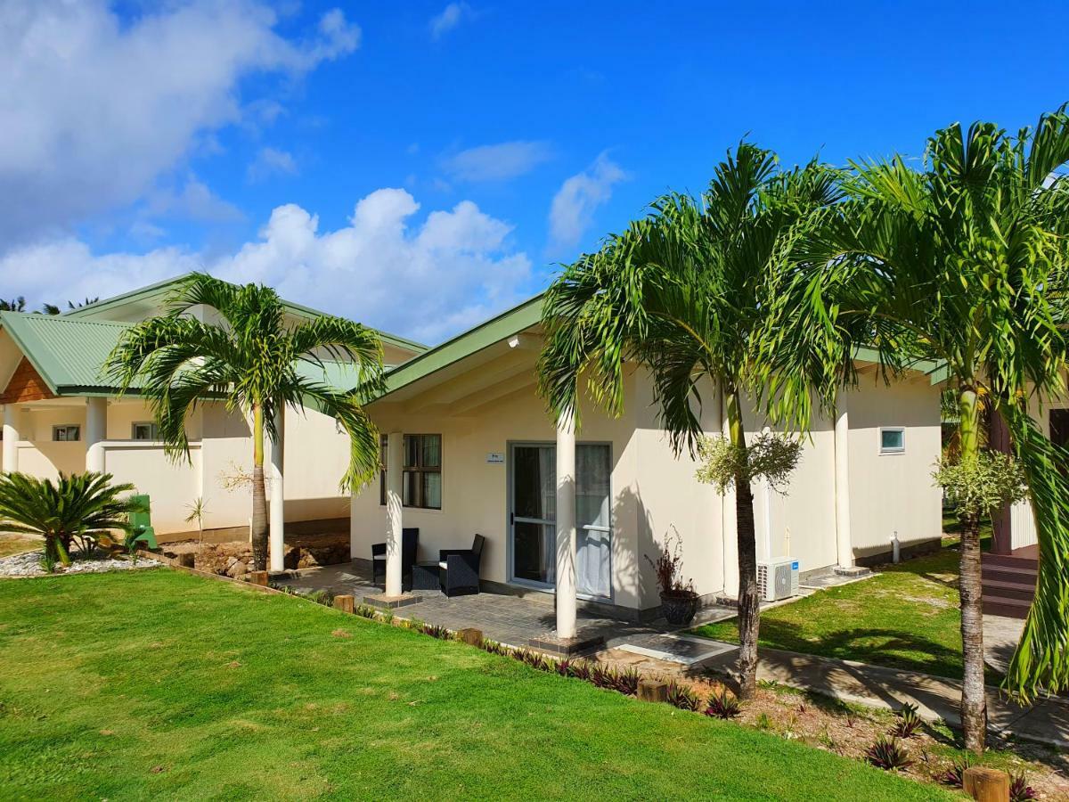 Le Uaina Beach Resort Faleapuna Eksteriør billede